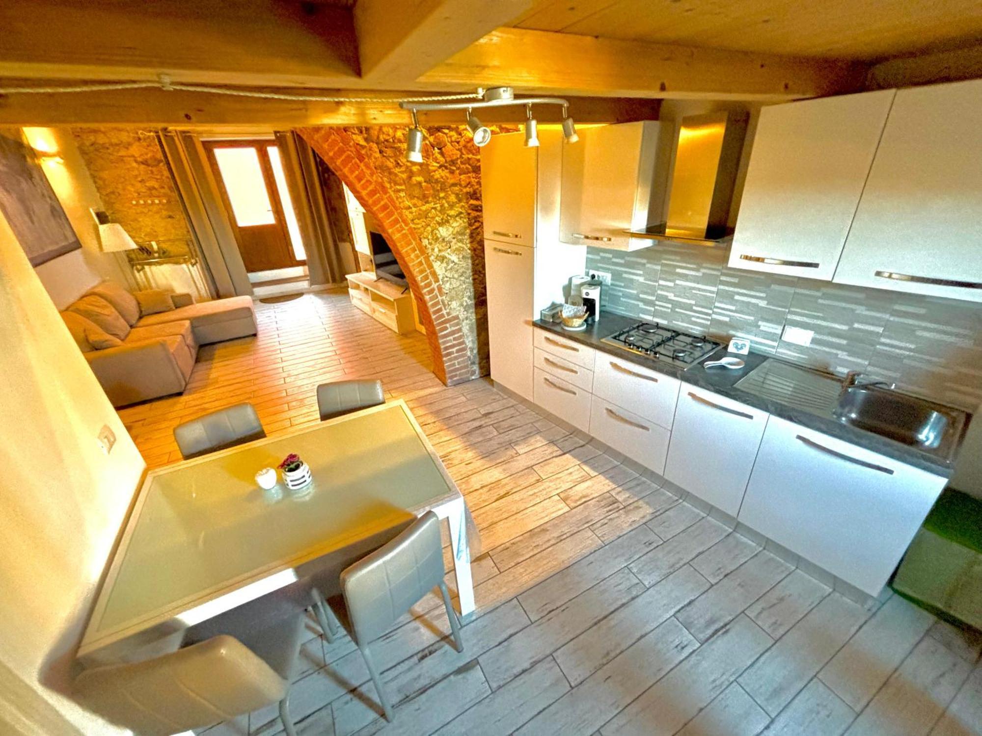 Casa Leo Apartment กาโปลิเวรี ภายนอก รูปภาพ